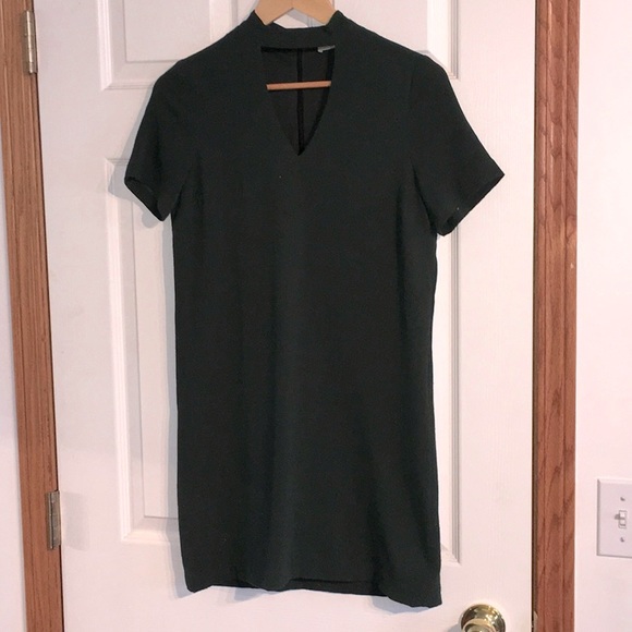 Forest Green Dress - Picture 2 of 3